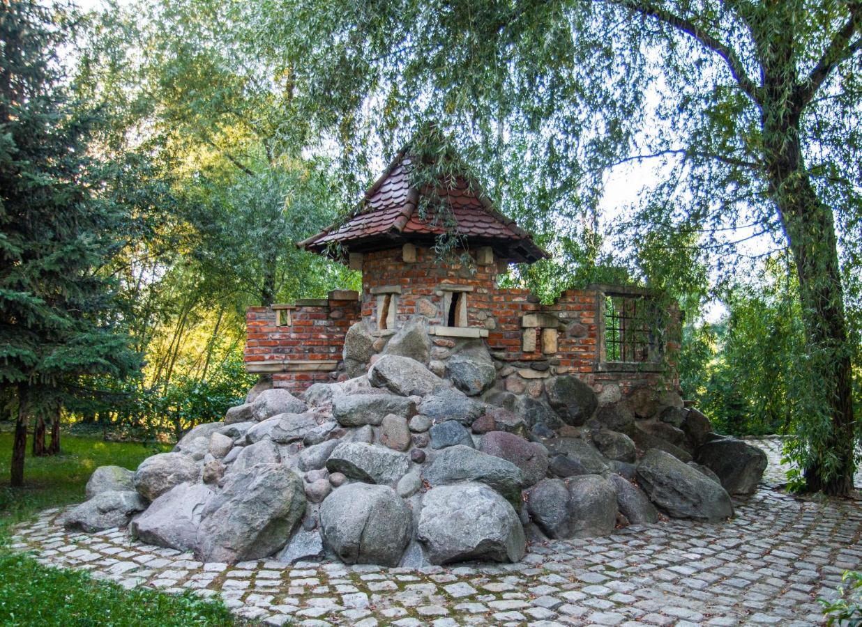 Karczma Rzym Hotel Samotwor Exterior photo